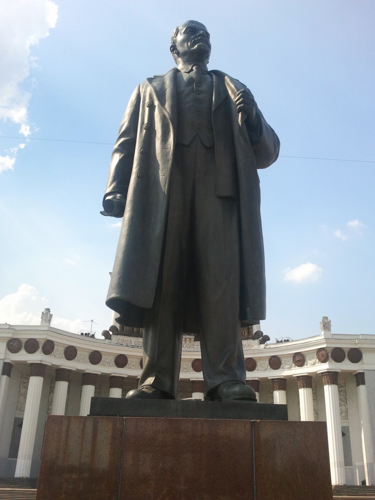 Vdnx53 lenin.jpg